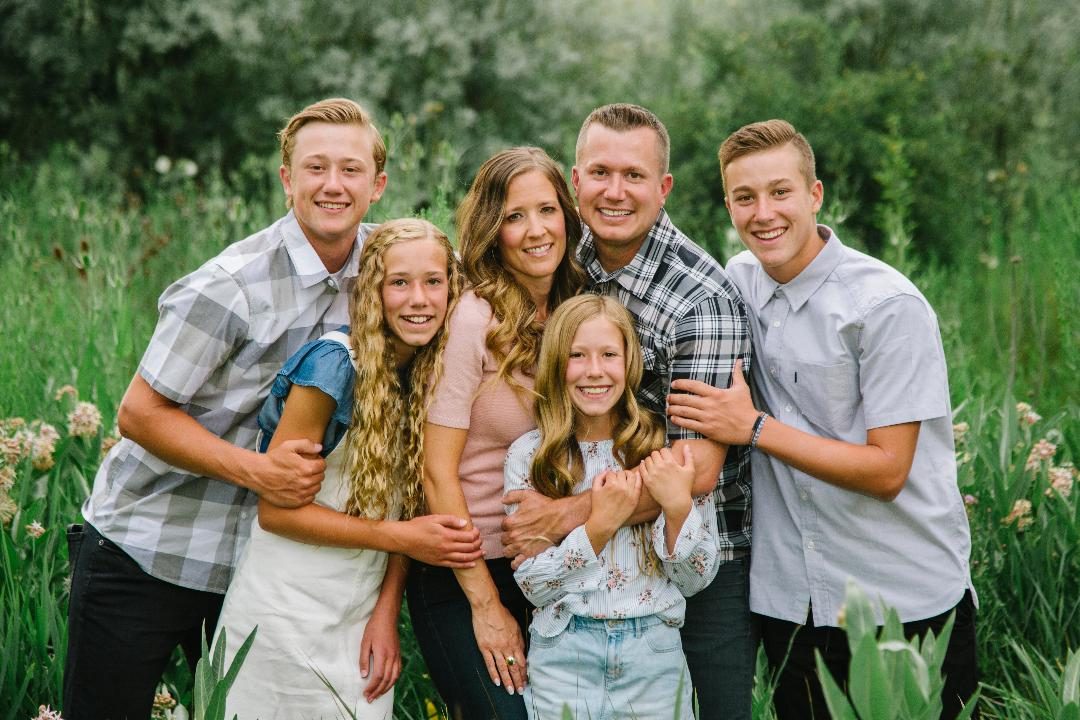 Dr. Landon Bye with his family